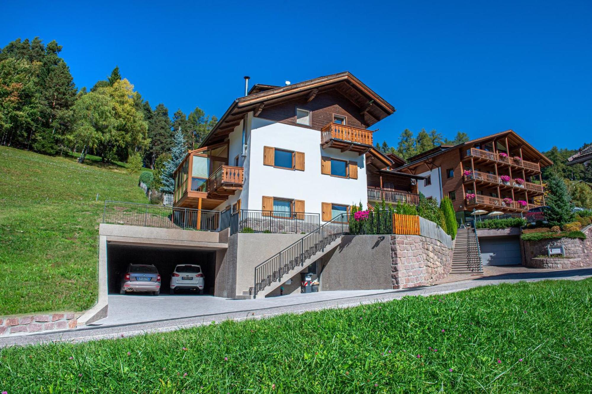 Apartment Sellablick Ortisei Bagian luar foto